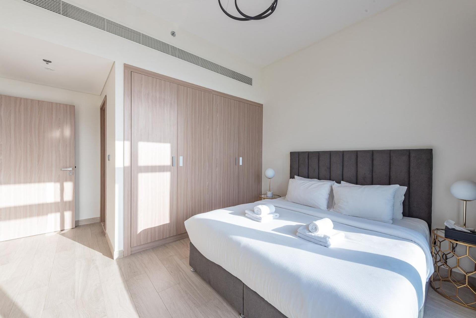 ドバイCozy & Convenient 1Br Haven In Al Jaddafアパートメント エクステリア 写真